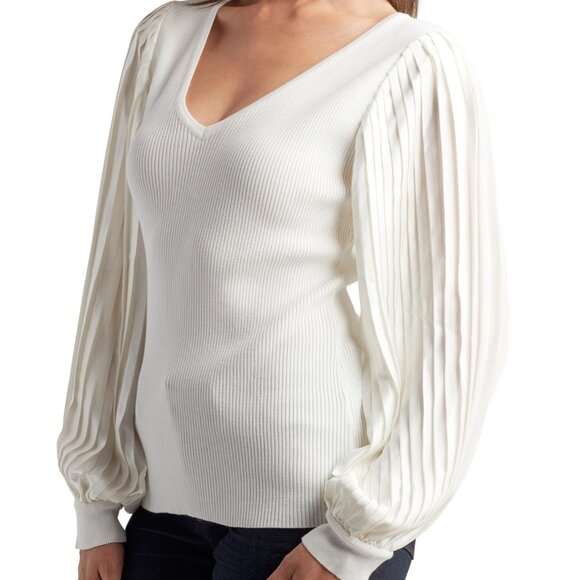 BCX Womens Ribbed Knit Sweater With Pleated Balloon Sleeves In White - Picture 3 of 11